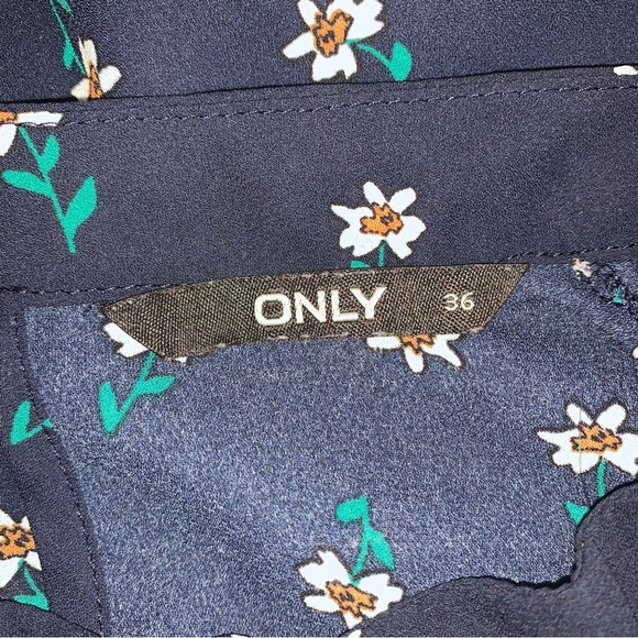 ASOS Only Blue Flora Sheer Long Sleeve High Neckline Top Blouse Size Medium - Picture 10 of 11